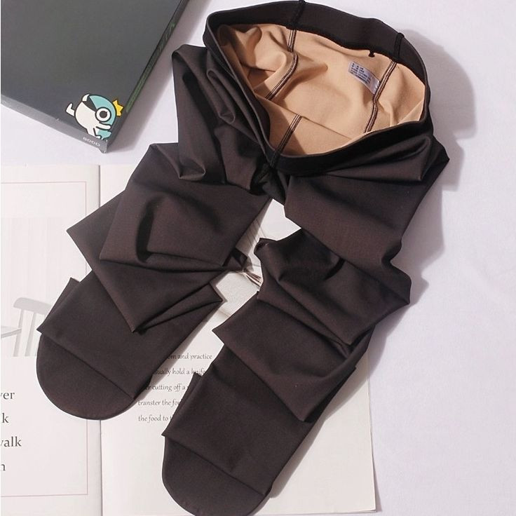 جوراب شلواری سه بعدی وارداتی مشکی فری سایز - الوریا شاپ